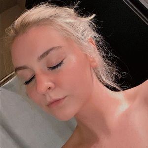 Meet your Posher, Gwen